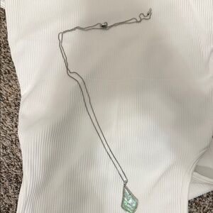 Kendra Scott Elegant Silver Necklace with Iridescent Pendant